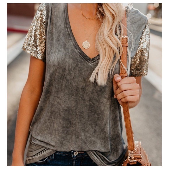 Authentic POL Glow and Glam Tee - Picture 3 of 10